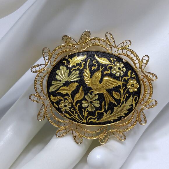 Vintage Spanish Damascene Brooch, Gold Inlay Bird Flower Pin, Filigree Frame - Picture 3 of 10